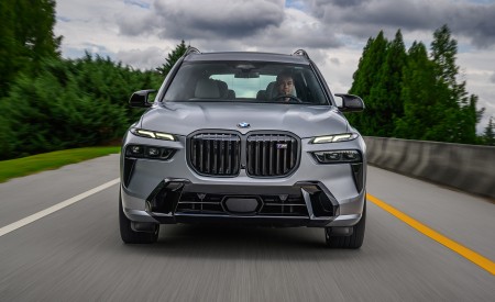 2023 BMW X7 M60i xDrive (Color: Frozen Pure Grey Metallic; US-Spec) Front Wallpapers 450x275 (139)