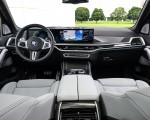2023 BMW X7 M60i xDrive (Color: Frozen Pure Grey Metallic; US-Spec) Interior Cockpit Wallpapers 150x120