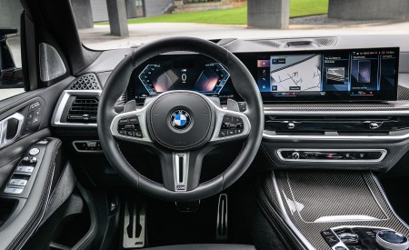 2023 BMW X7 M60i xDrive (Color: Mineral White; US-Spec) Interior Cockpit Wallpapers 450x275 (133)