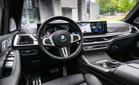 2023 BMW X7 M60i xDrive (Color: Mineral White; US-Spec) Interior Wallpapers 450x275 (129)