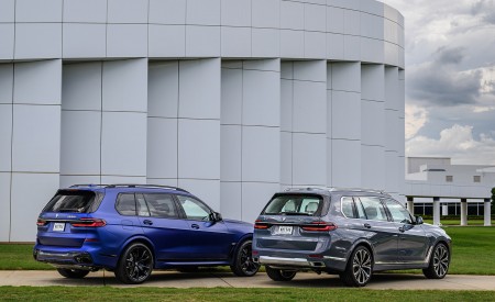 2023 BMW X7 and X7 M60i Wallpapers 450x275 (239)