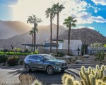 2023 BMW X7 xDrive 40i (Color: Blue Ridge Mountain; US-Spec) Front Three-Quarter Wallpapers 150x120 (46)