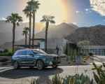 2023 BMW X7 xDrive 40i (Color: Blue Ridge Mountain; US-Spec) Front Three-Quarter Wallpapers 150x120 (48)