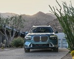 2023 BMW X7 xDrive 40i (Color: Blue Ridge Mountain; US-Spec) Front Wallpapers 150x120