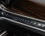 2023 BMW X7 xDrive 40i (Color: Blue Ridge Mountain; US-Spec) Interior Detail Wallpapers 150x120