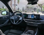 2023 BMW X7 xDrive 40i (Color: Blue Ridge Mountain; US-Spec) Interior Wallpapers 150x120