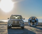 2023 BMW X7 xDrive 40i (Color: Sparkling Copper Grey; US-Spec) Front Wallpapers 150x120