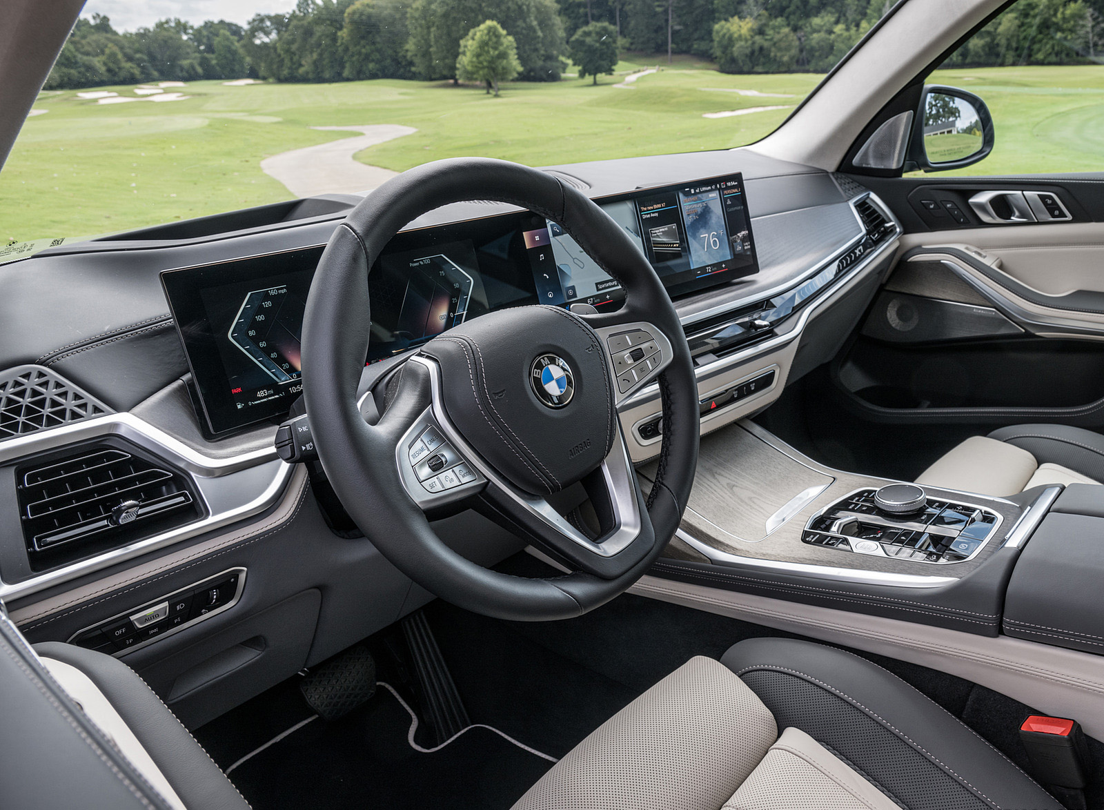 2023 BMW X7 xDrive 40i (Color: Sparkling Copper Grey; US-Spec) Interior Wallpapers #192 of 239