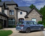 2023 BMW X7 xDrive 40i (Color: Sparkling Copper Grey; US-Spec) Rear Three-Quarter Wallpapers 150x120