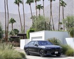 2023 BMW i7 xDrive60 (Color: Frozen Deep Grey; US-Spec) Front Three-Quarter Wallpapers 150x120 (29)