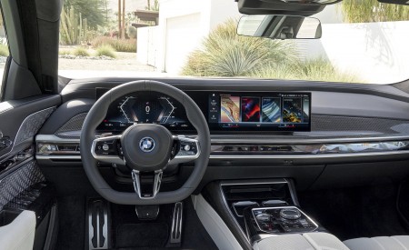 2023 BMW i7 xDrive60 (Color: Frozen Deep Grey; US-Spec) Interior Cockpit Wallpapers 450x275 (50)