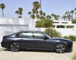 2023 BMW i7 xDrive60 (Color: Frozen Deep Grey; US-Spec) Side Wallpapers 150x120 (43)