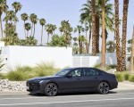 2023 BMW i7 xDrive60 (Color: Frozen Deep Grey; US-Spec) Side Wallpapers 150x120 (24)