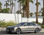 2023 BMW i7 xDrive60 (Color: Oxid Grey Metallic; US-Spec) Front Three-Quarter Wallpapers 150x120