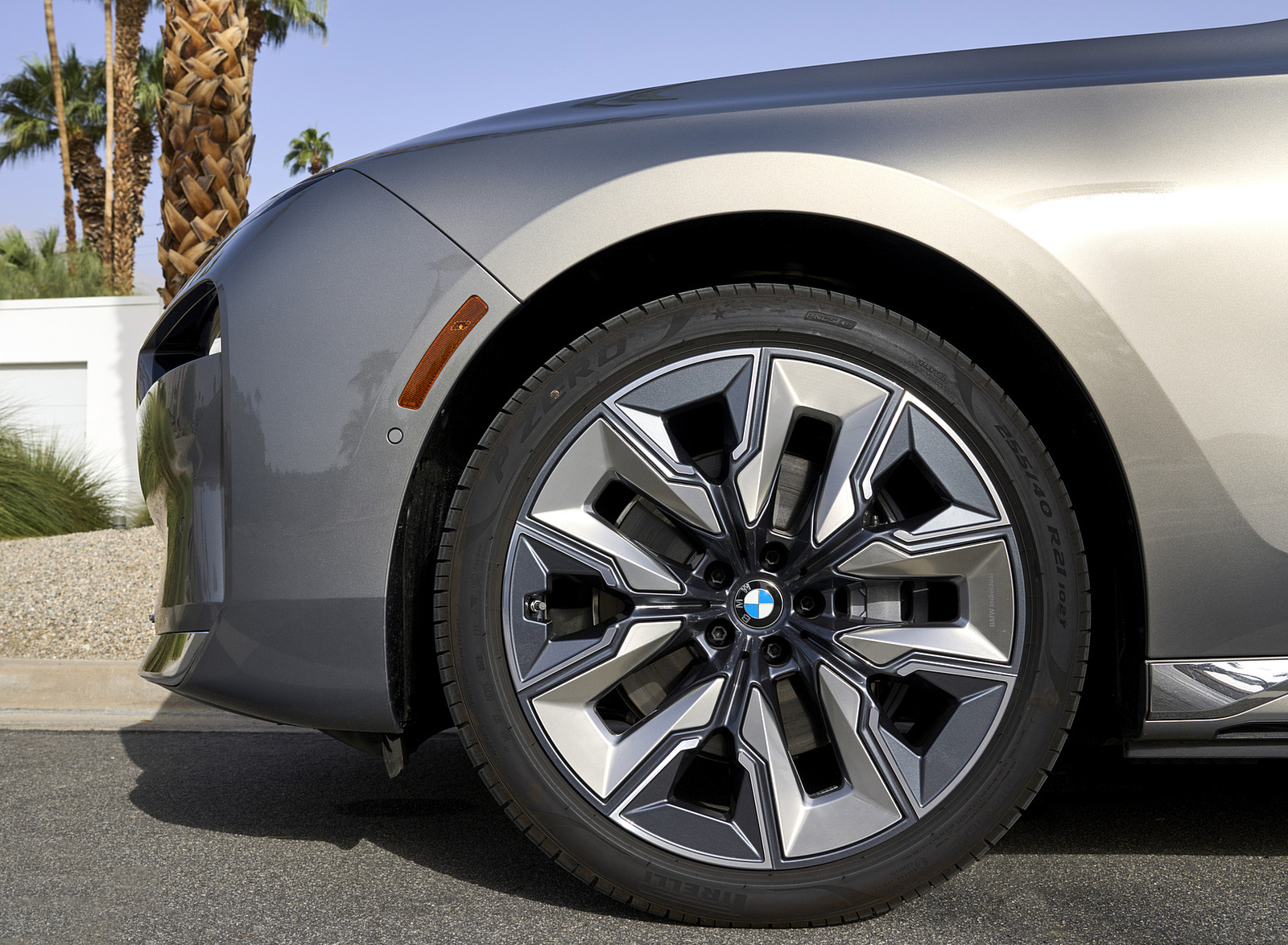2023 BMW i7 xDrive60 (Color: Oxid Grey Metallic; US-Spec) Wheel Wallpapers #124 of 155
