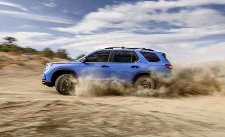 2023 Honda Pilot TrailSport Off-Road Wallpapers 450x275 (3)