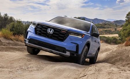 2023 Honda Pilot TrailSport Off-Road Wallpapers 450x275 (2)