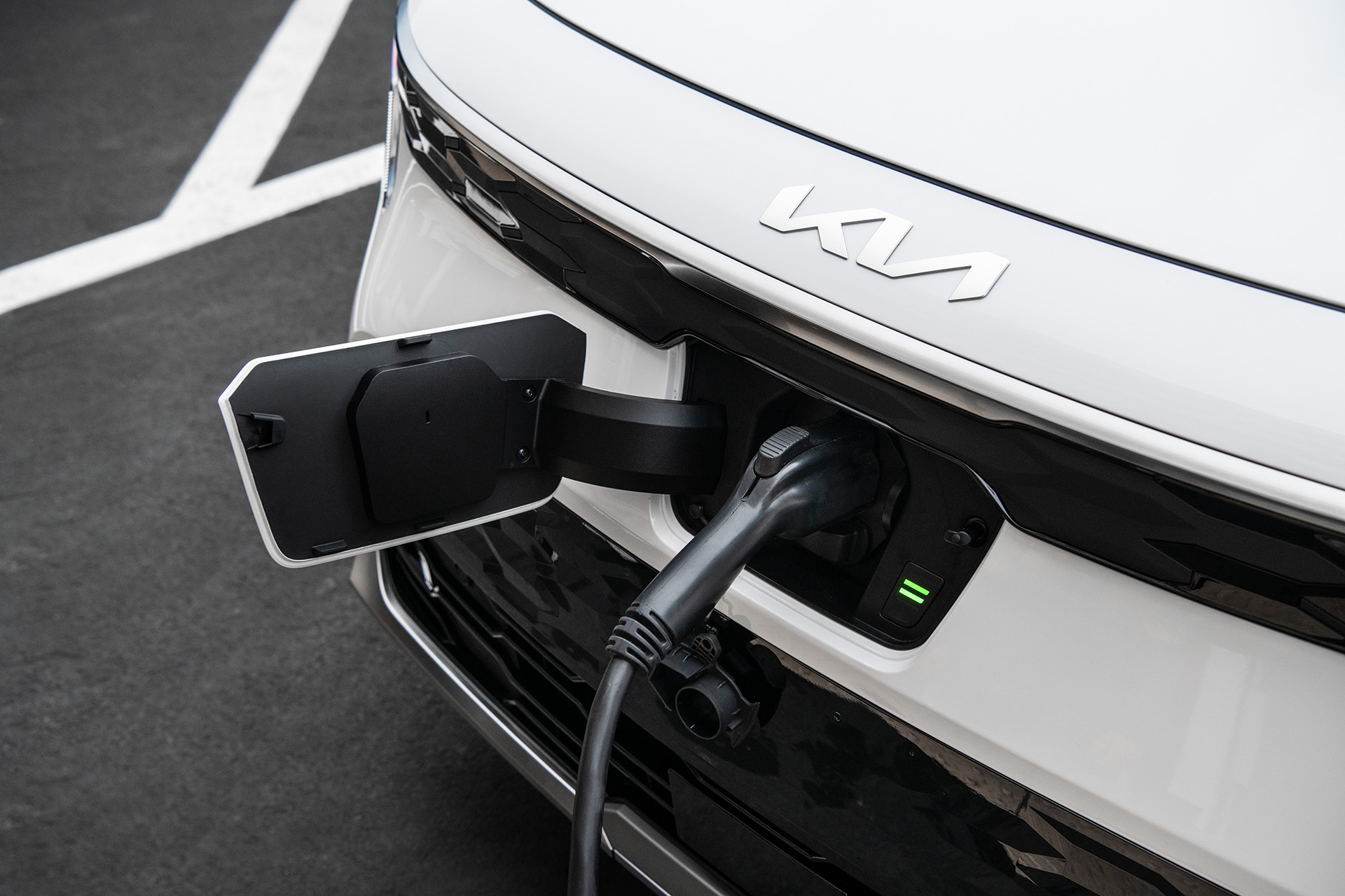 2023 Kia Niro EV (US-Spec) Charging Connector Wallpapers (10)