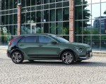 2023 Kia Niro HEV Front Three-Quarter Wallpapers 150x120 (13)