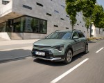 2023 Kia Niro HEV Front Three-Quarter Wallpapers 150x120 (4)