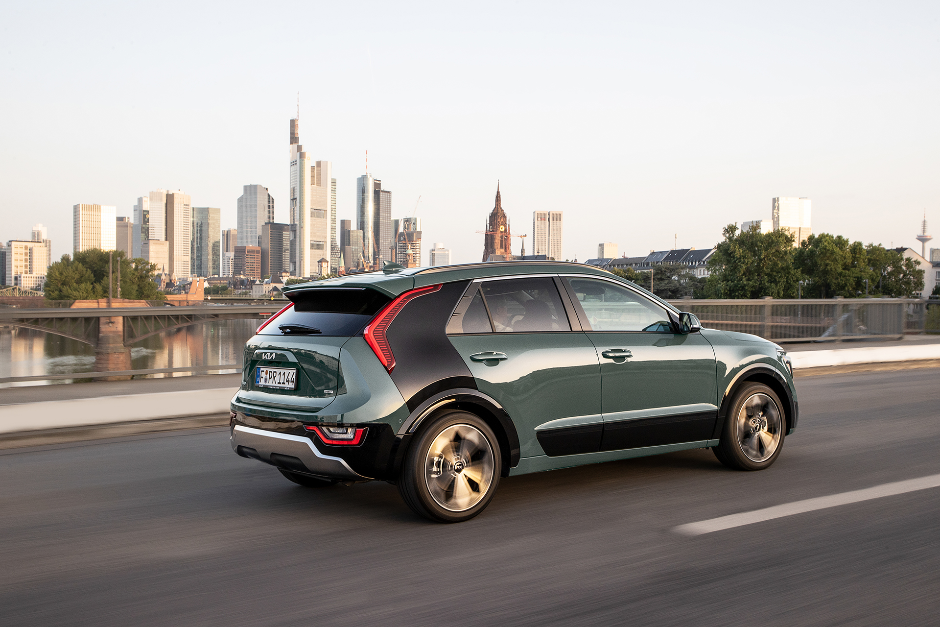 2023 Kia Niro HEV Rear Three-Quarter Wallpapers #2 of 24