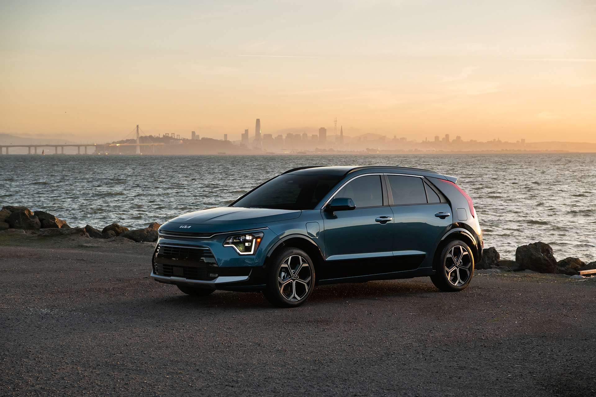 2023 Kia Niro PHEV (US-Spec) Front Three-Quarter Wallpapers #6 of 37