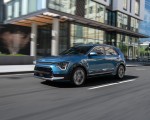 2023 Kia Niro PHEV (US-Spec) Front Three-Quarter Wallpapers 150x120 (3)