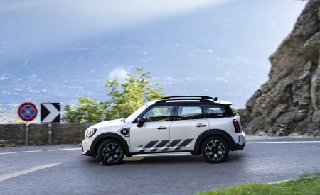 2023 Mini Cooper SE Countryman ALL4 Untamed Edition Side Wallpapers 450x275 (5)