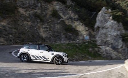 2023 Mini Cooper SE Countryman ALL4 Untamed Edition Side Wallpapers 450x275 (16)