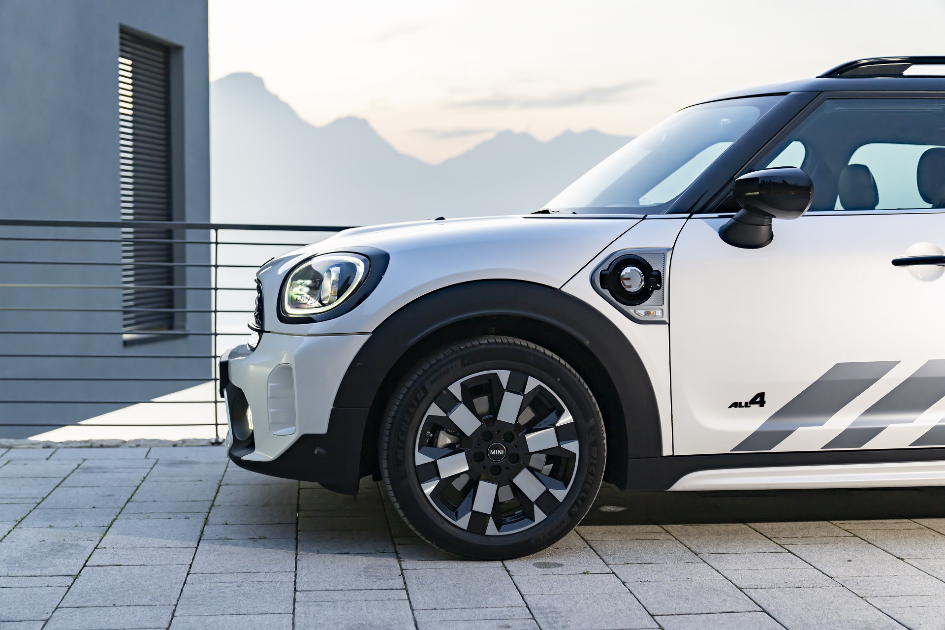 2023 Mini Cooper SE Countryman ALL4 Untamed Edition Wheel Wallpapers #53 of 65