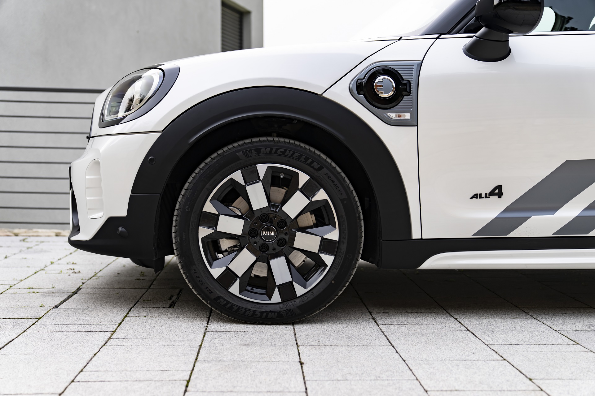 2023 Mini Cooper SE Countryman ALL4 Untamed Edition Wheel Wallpapers #55 of 65