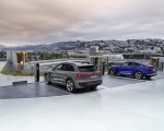 2024 Audi Q8 e-tron quattro (Color: Chronos Gray Metallic) Rear Three-Quarter Wallpapers 150x120 (19)