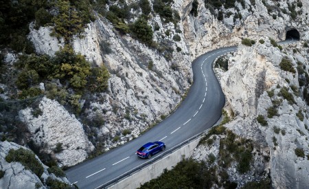 2024 Audi SQ8 Sportback e-tron quattro (Color: Ultra Blue Metallic) Top Wallpapers 450x275 (16)