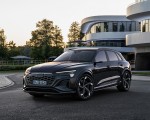 2024 Audi SQ8 e-tron quattro (Color: Mythos Black Metallic) Front Three-Quarter Wallpapers 150x120 (9)