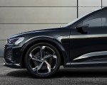 2024 Audi SQ8 e-tron quattro (Color: Mythos Black Metallic) Wheel Wallpapers 150x120 (25)