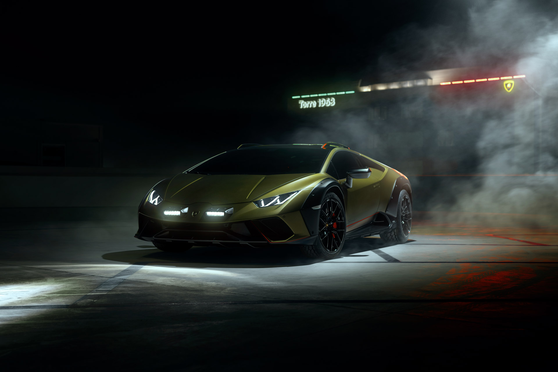 2024 Lamborghini Huracán Sterrato Front Three-Quarter Wallpapers #12 of 45