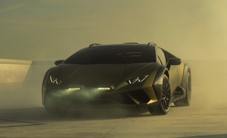 2024 Lamborghini Huracán Sterrato Wallpapers, Specs & HD Images