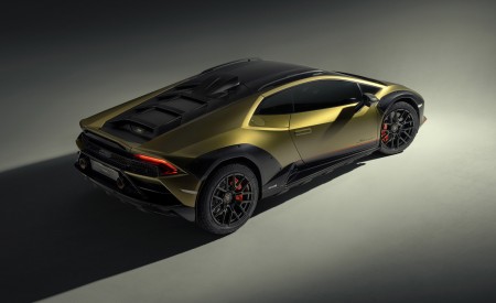 2024 Lamborghini Huracán Sterrato Rear Three-Quarter Wallpapers 450x275 (41)