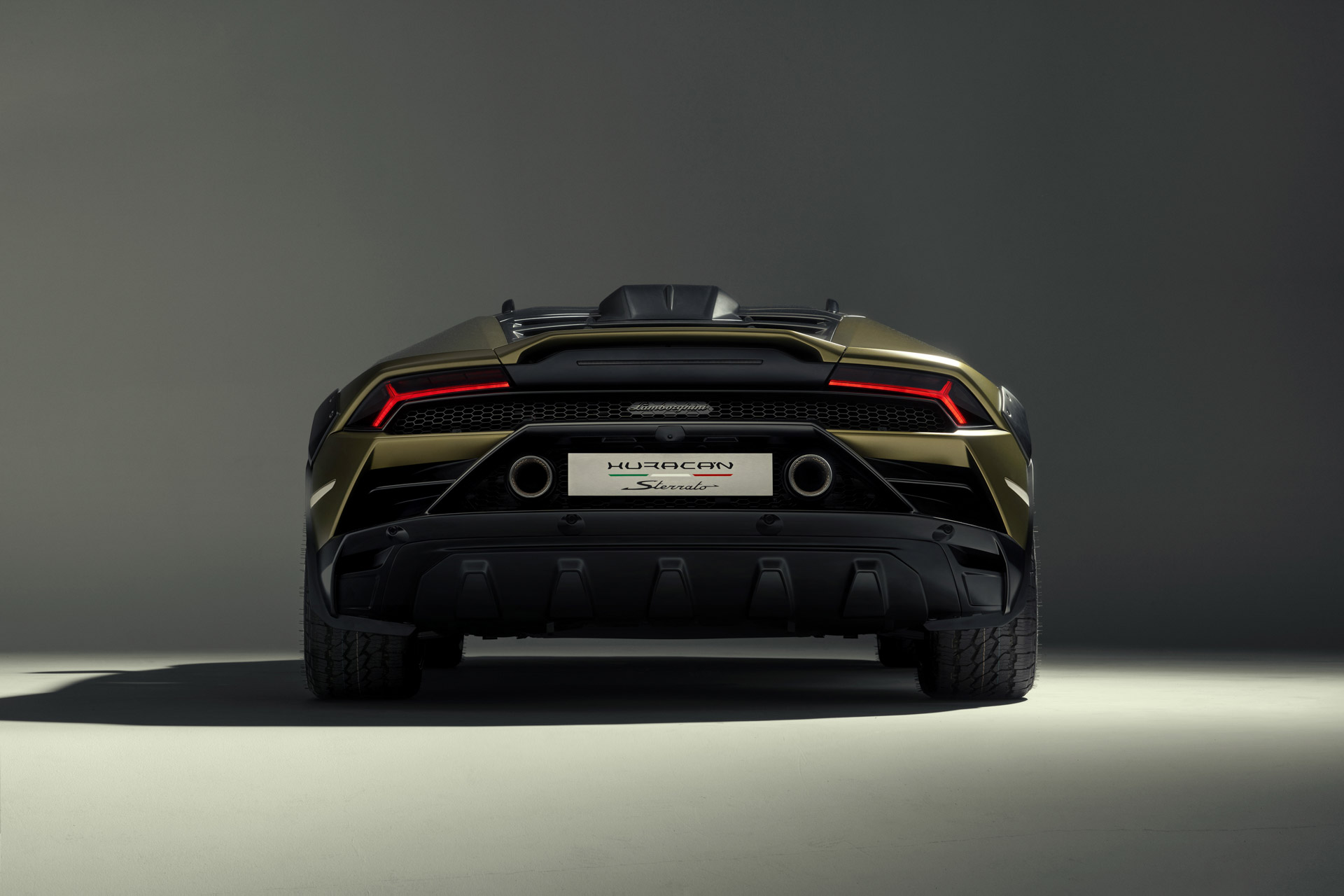2024 Lamborghini Huracán Sterrato Rear Wallpapers #34 of 45