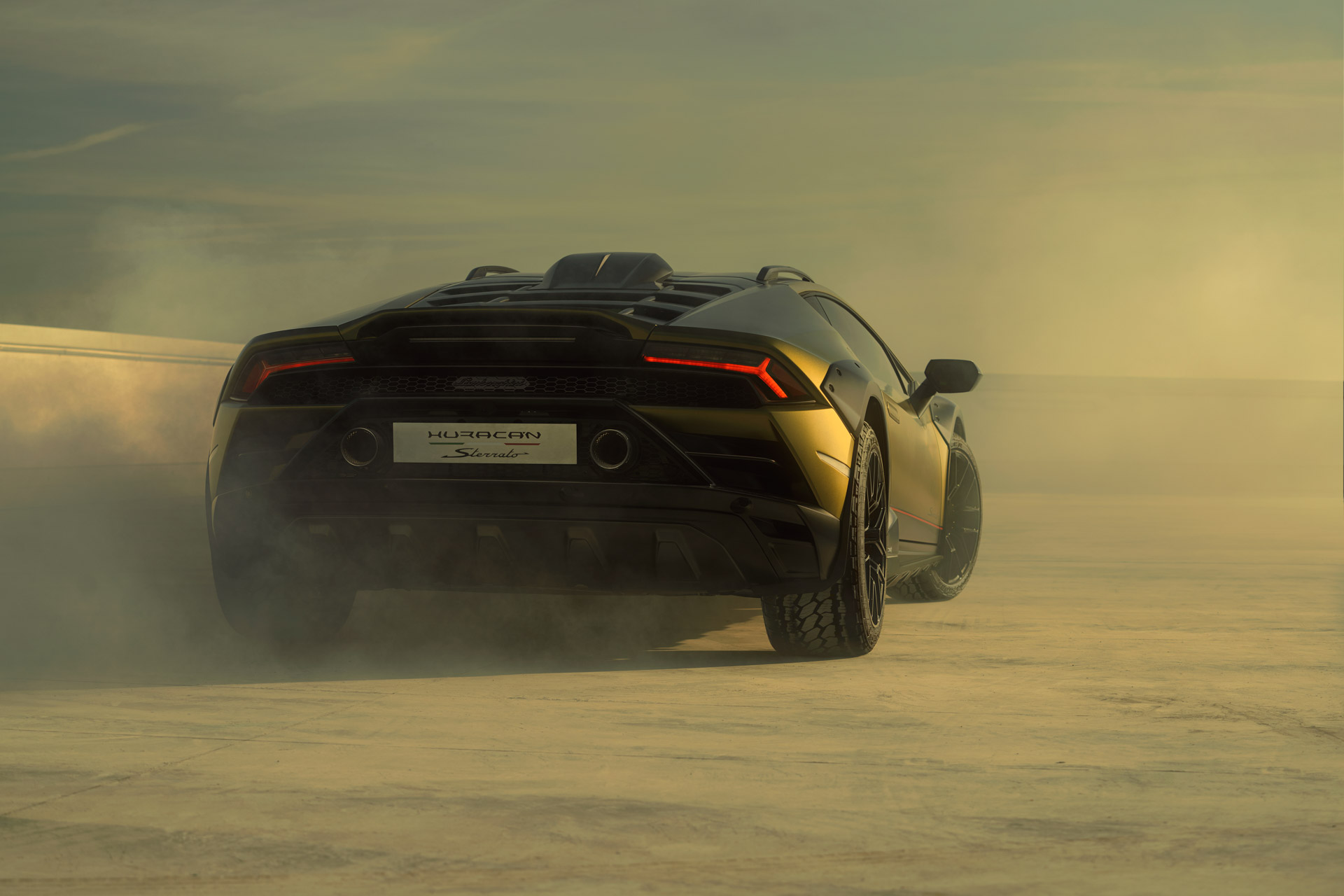 2024 Lamborghini Huracán Sterrato Rear Wallpapers (9)