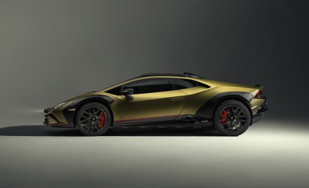 2024 Lamborghini Huracán Sterrato Side Wallpapers 450x275 (36)