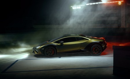 2024 Lamborghini Huracán Sterrato Side Wallpapers 450x275 (17)