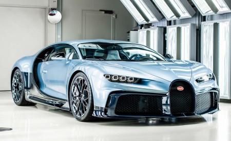 2022 Bugatti Chiron Profilée Front Three-Quarter Wallpapers 450x275 (30)