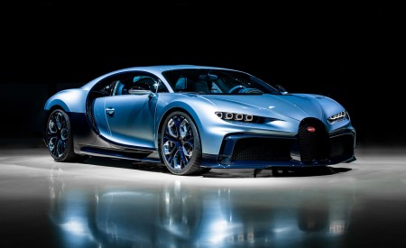 2022 Bugatti Chiron Profilée Front Three-Quarter Wallpapers 450x275 (21)