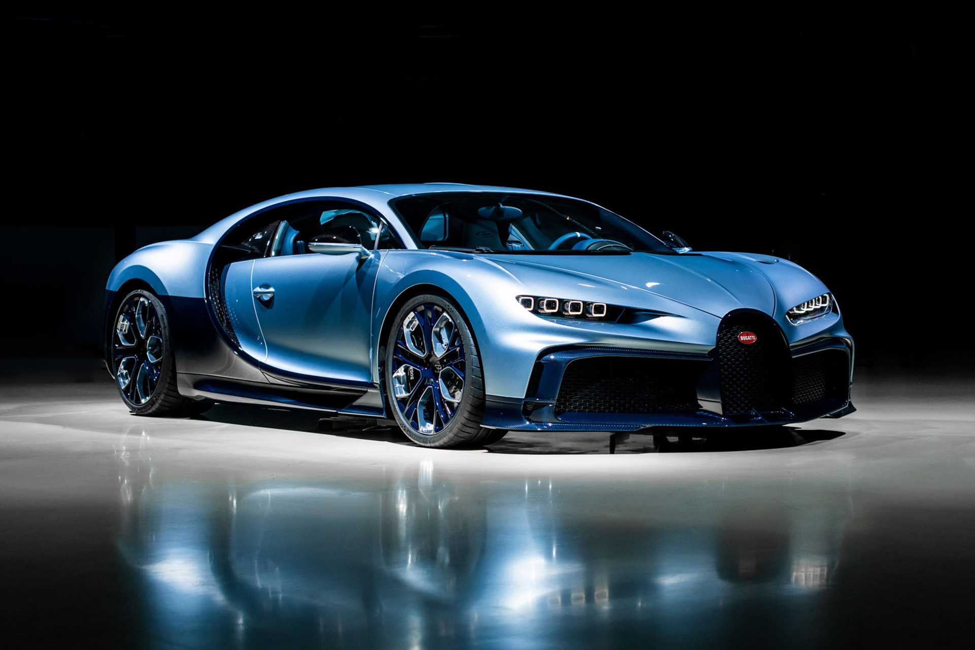 2022 Bugatti Chiron Profilée Front Three-Quarter Wallpapers #21 of 54