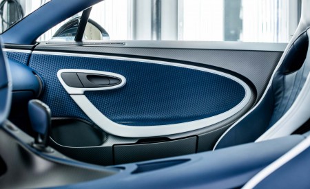 2022 Bugatti Chiron Profilée Interior Detail Wallpapers 450x275 (49)