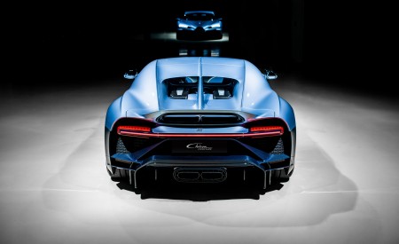 2022 Bugatti Chiron Profilée Rear Wallpapers 450x275 (25)