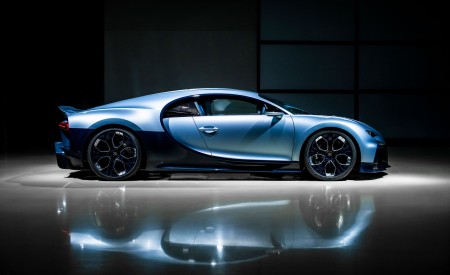2022 Bugatti Chiron Profilée Side Wallpapers 450x275 (26)