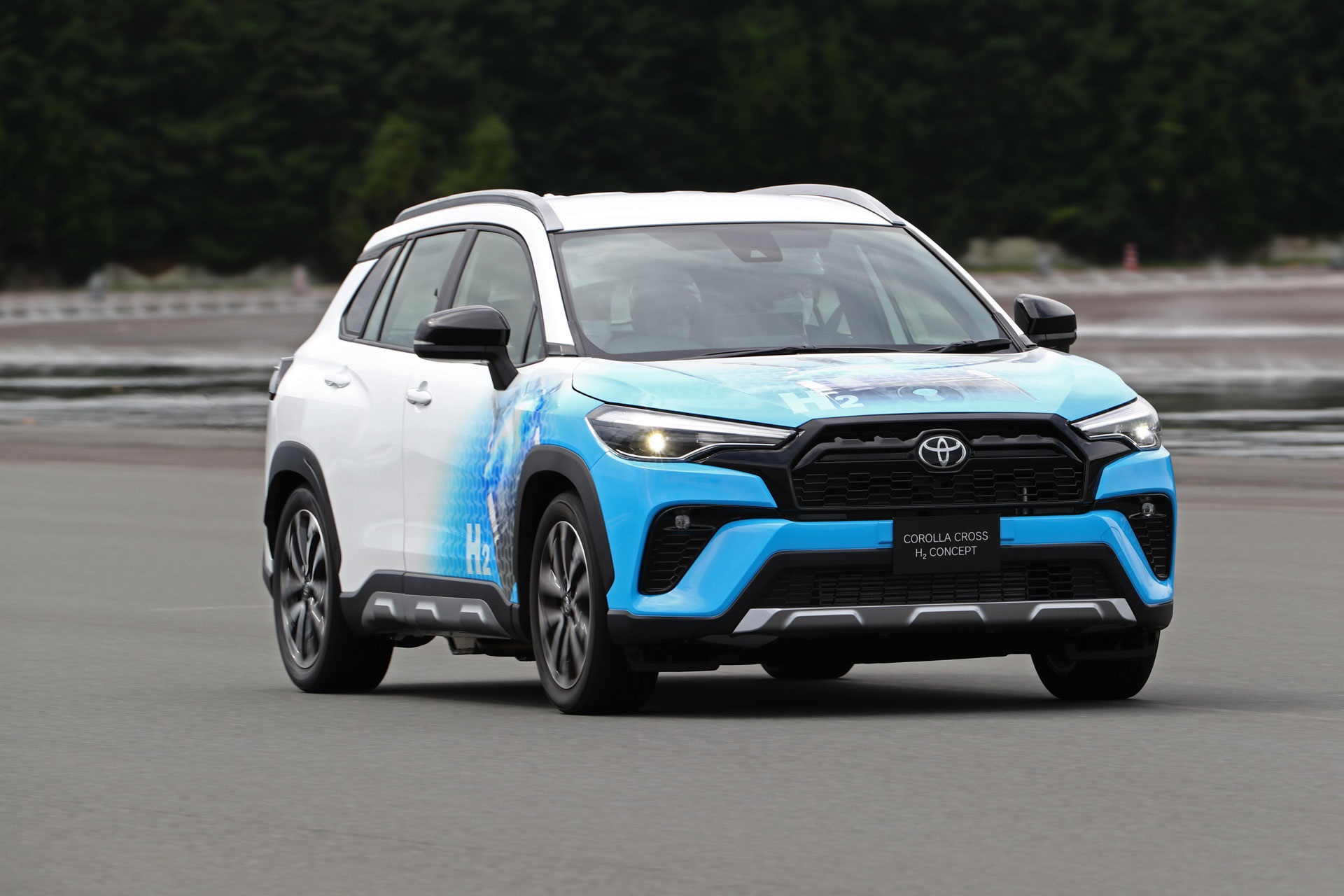 2022 Toyota Corolla Cross H2 Concept Front Three-Quarter Wallpapers (1)