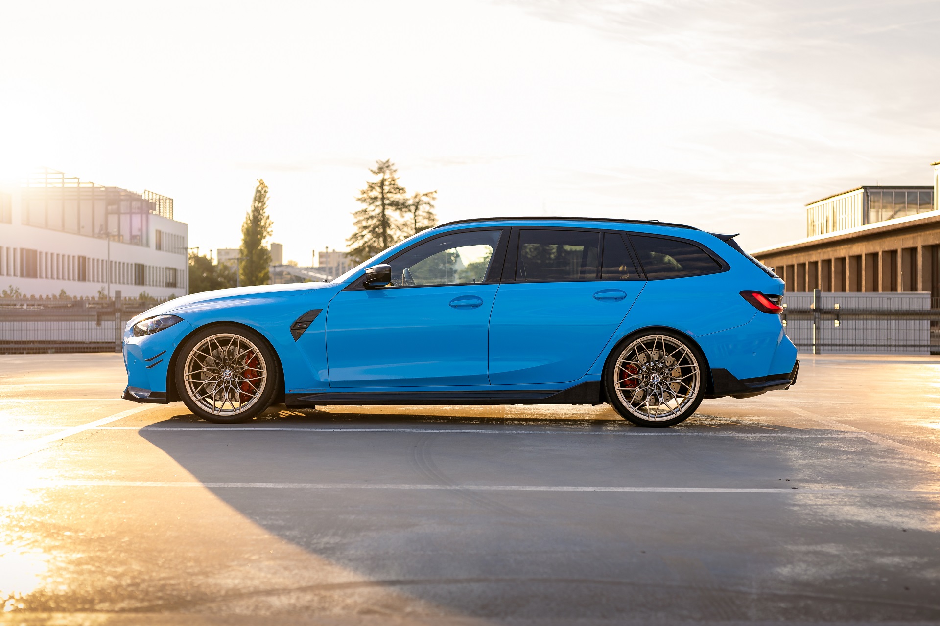 2023 BMW M3 Touring M Performance Parts Side Wallpapers (6)